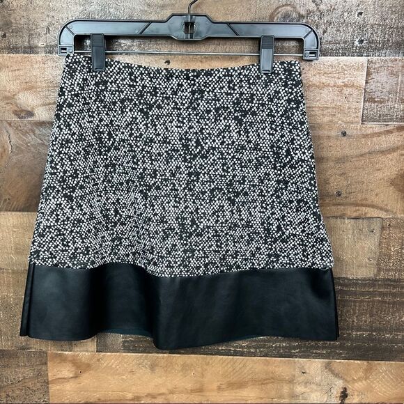MICHAEL Michael Kors Skirt A-Line Black White Faux Leather Hem Side Zipper XS - Picture 11 of 11
